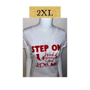 Size 2XL Graphic Top